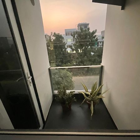 Downtown Studios Gurgaon Ngoại thất bức ảnh