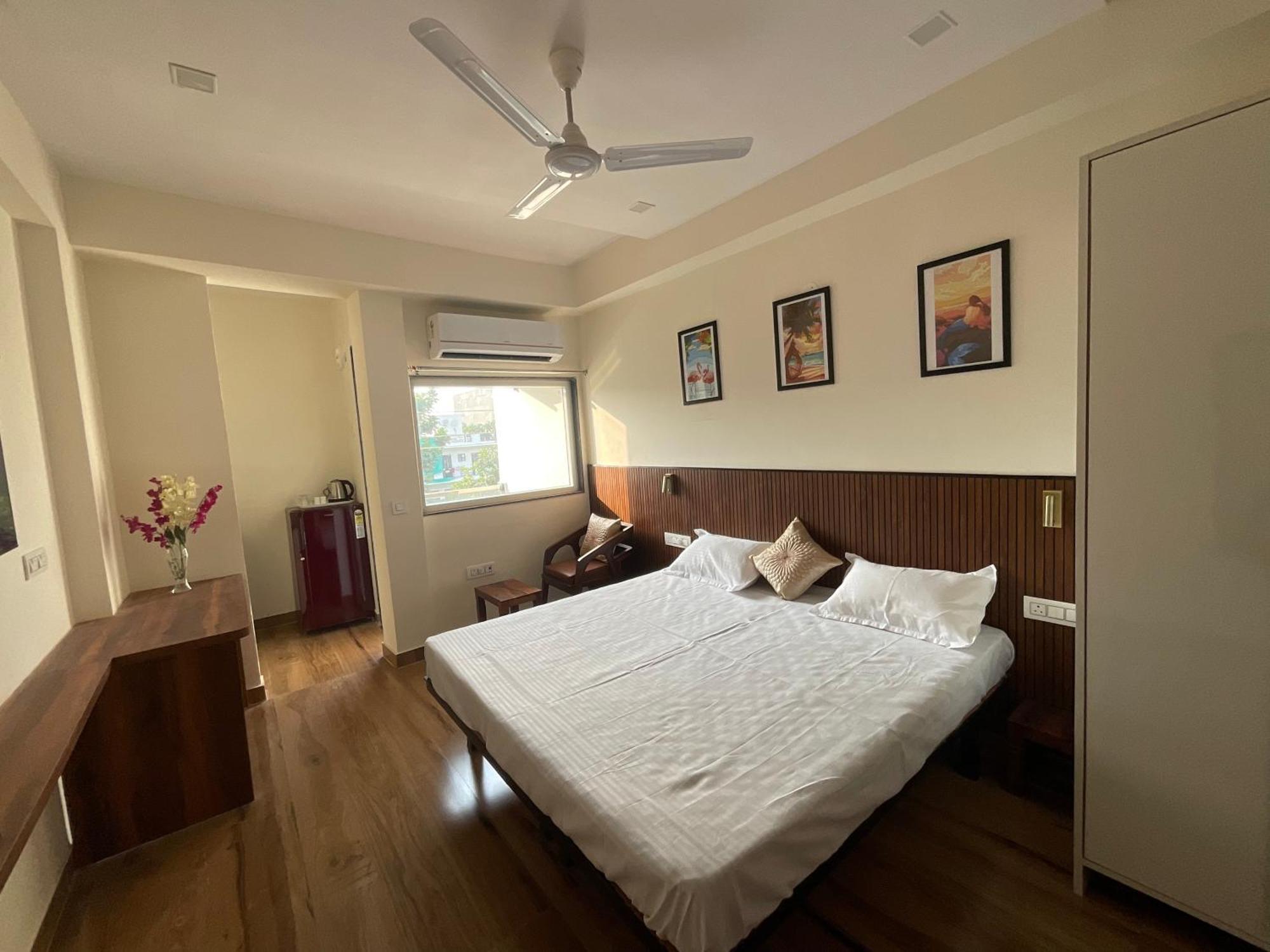 Downtown Studios Gurgaon Ngoại thất bức ảnh